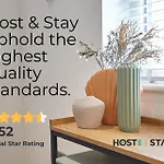 Host & - Look Flat Scarborough