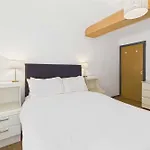 Host & - Look Flat